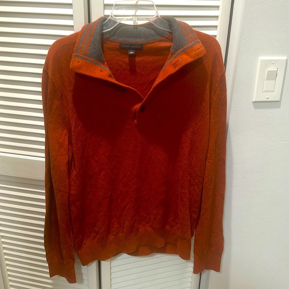 Men’s large sweater